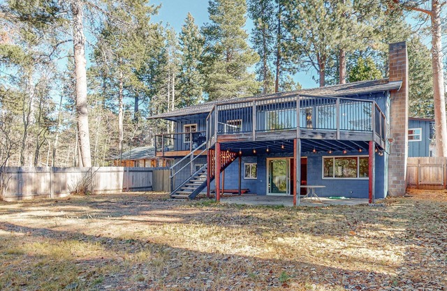 Espaciosa casa familiar en la calle con vistas arboladas!