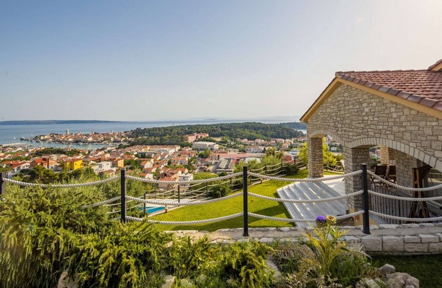 Beautiful Villa David, on the Island of Rab