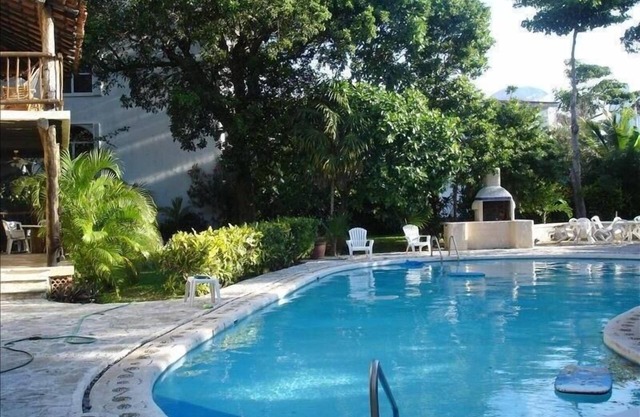 Hermosa villa con piscina a pocos pasos de la playa y la ciudad cerrada \ seguridad privada