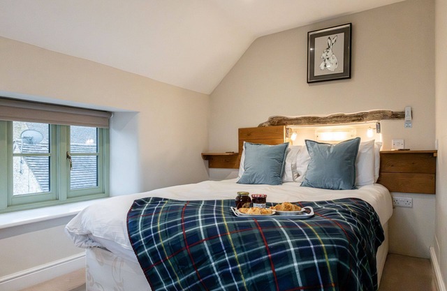 Beautifully presented dog friendly - Evenlode Cottage