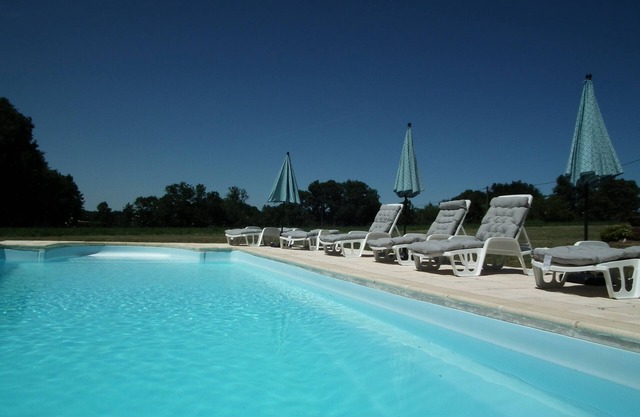 Granja / granero bellamente renovada con piscina privada climatizada