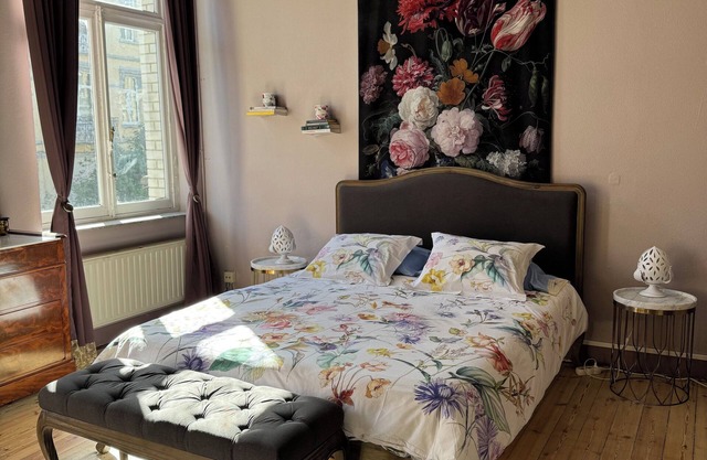 Beautifully Renovated Spacious Apartment in a Historic Brussels Maison de Maitre