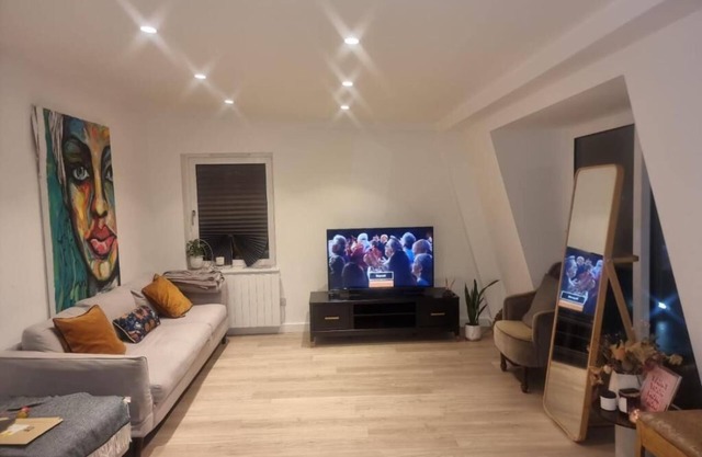 Beckenham Penge Border SE20 - Sleek Double Bedroom with En-suite in SHARED FLAT