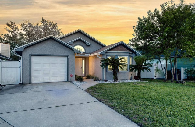 ~Beetlecat Cabin Sleeps 8 New Spa~