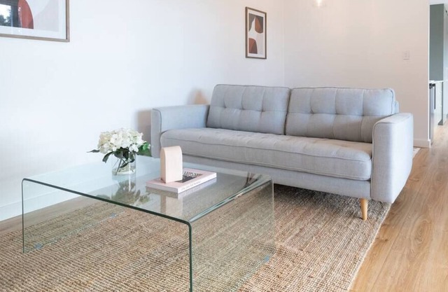 Belleview Studio - spacious 1 bed stay