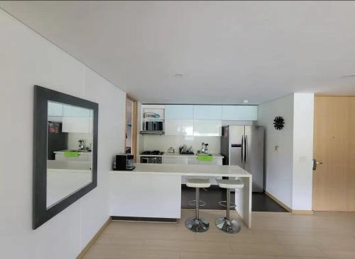 BELLO APTO en CHAPINERO ALTO DE 2 HABITACIONES 201 CON VISTA AL PAISAJE HERMOSO DE CHAPINERO ALTO Y ALREDEDORES