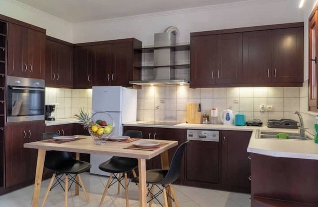 Ben's Homes Elegant Suite