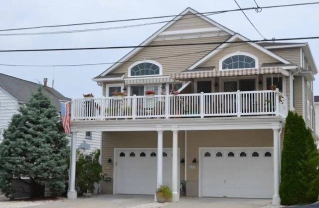 Best Sunsets in Sea Isle - Bay Block Rental- 2 Blocks to Beach- Townsend Inlet