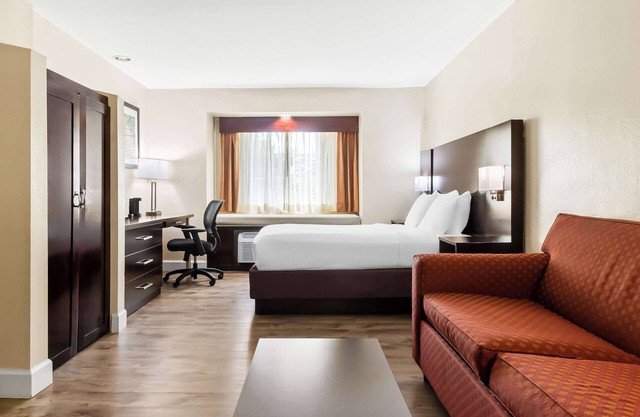 Best Western Patriots Point