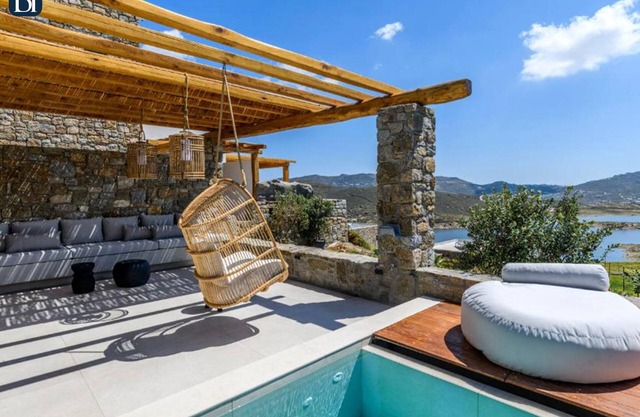 BH460 - C - Suite Mykonos