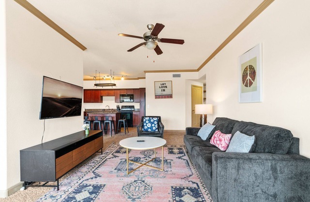 Big 2BD/2BA in Champion City Park 7362
