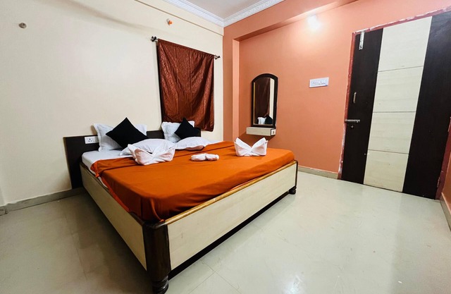 Binapani Bhavan Near Jagannatha Temple