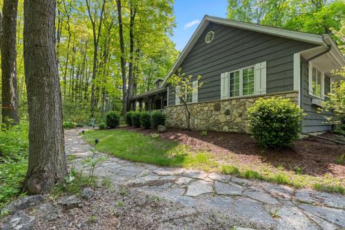 Birch Haven by Simple Life Rentals