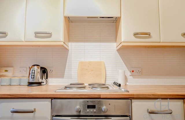 Blackthorn - Entire House