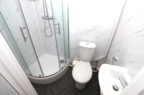 Blossom House En-suite Whole