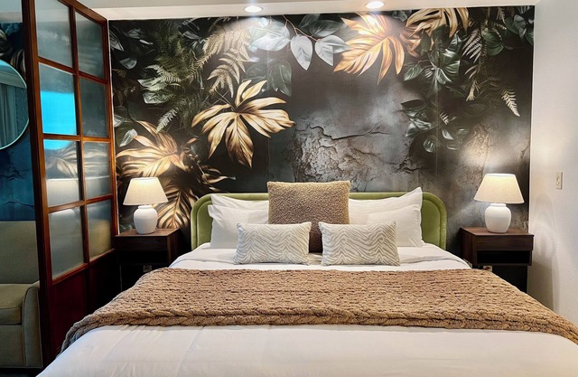 Blu Cashmere Suite