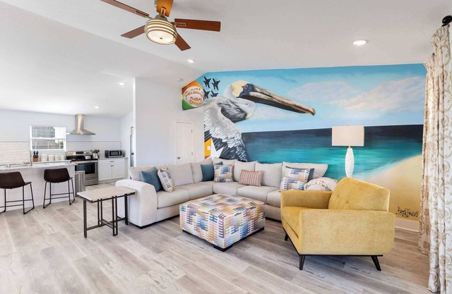 Blue Beak Bungalow Su