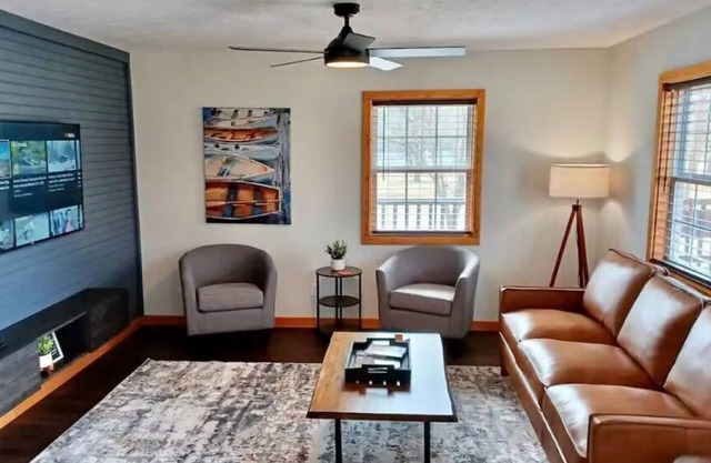 Blue Heron River Front Cabin