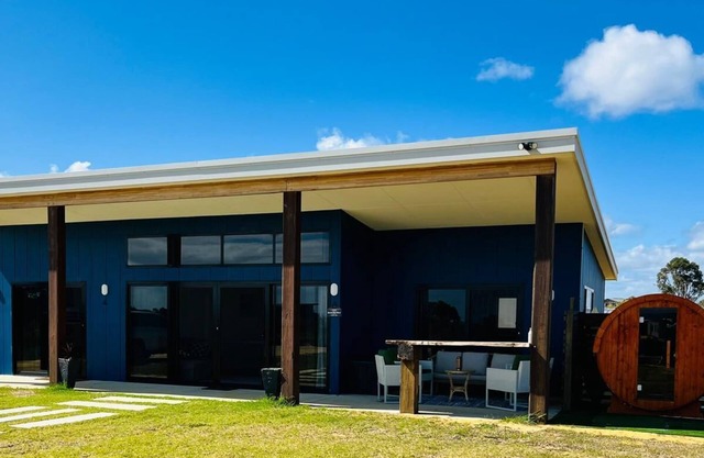 Blue Horizon Retreat-Outdoor Sauna & Ocean Views - 10 mins from Lancelin