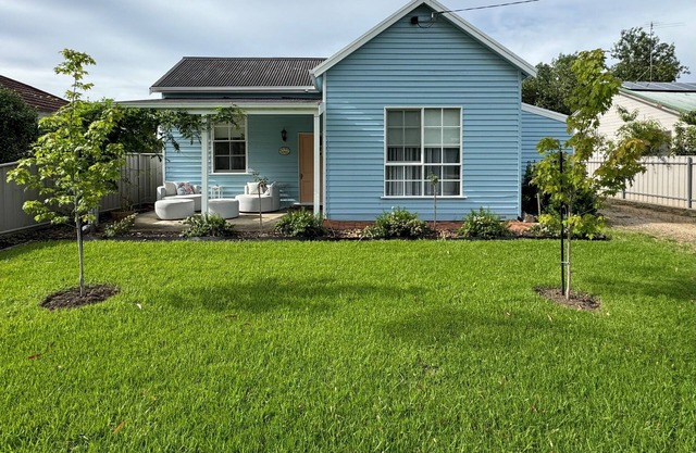 Blue Wren Cottage, King Valley.