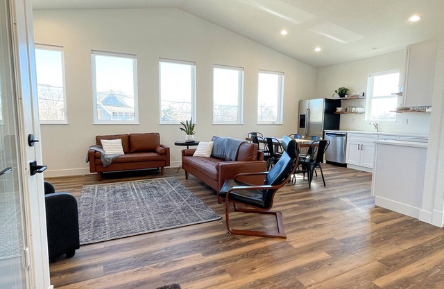 Bluebird Inn Carriage House Downtown Loveland CO