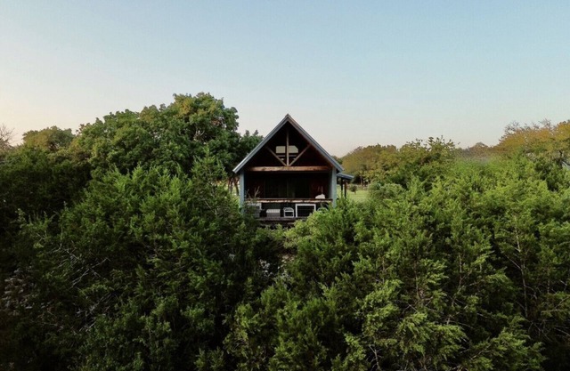 Blue Bonnet, Cozy Cabin w/ view and Pro Coffee Setup