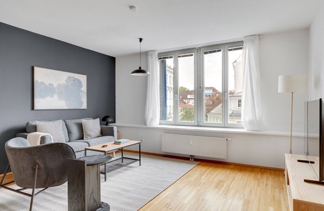 Blueground | Alsergrund, rooftop, nr Votivkirche