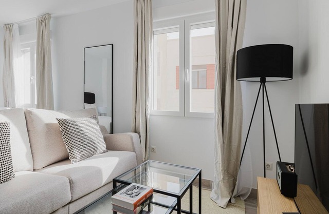 Blueground | Pacífico, elevator & w/d, nr Retiro