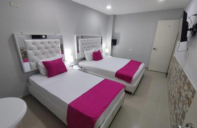 Bm-2 room near the sea with air conditioning and WIFI