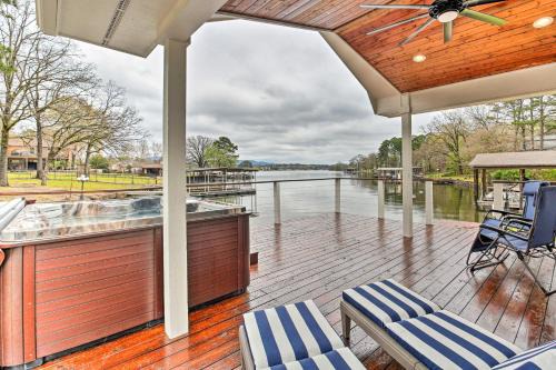 Boat Dock and Kayaks Waterfront Hot Springs Home!