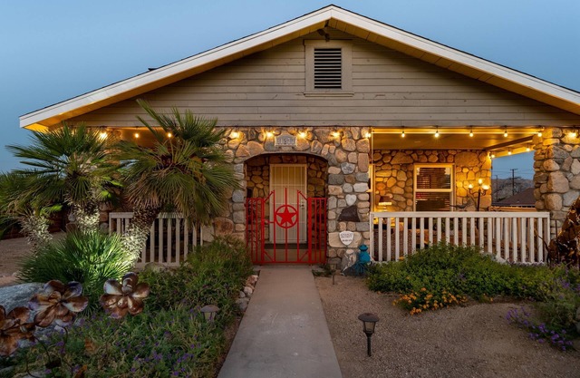 RANCHO ROCK HOUSE DE BOBBYSUE
