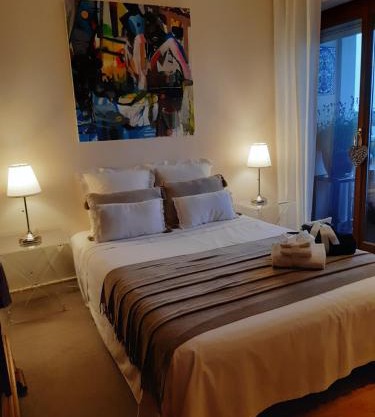 "Bohème Chic" TramA direct aéroport-gare StJean-Bordeaux centre Station Alfred de Vigny 5mn de l appartement Parking gratuit