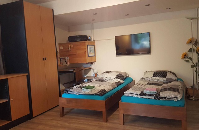 El tranquilo y acogedor apartamento de Bohne '4 Müggelwaldzimmer' en Köpenick con espacio de jardín