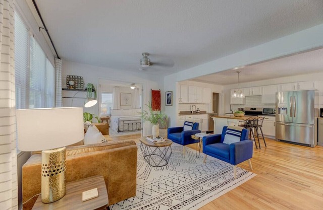 Boho Chic Earlewood Retreat