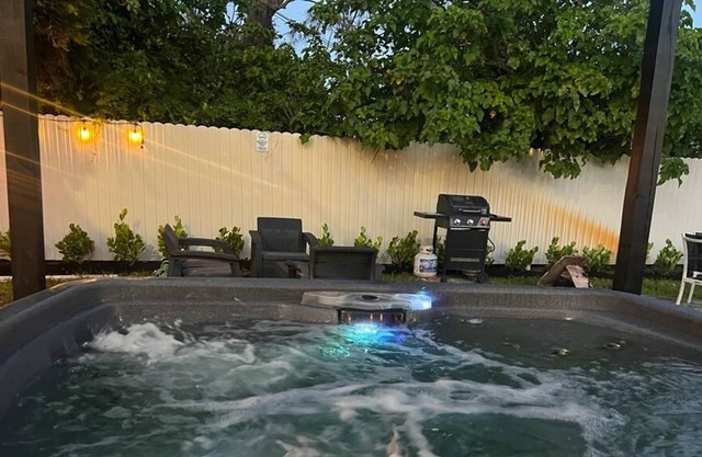 The Miami Oasis (Boho)