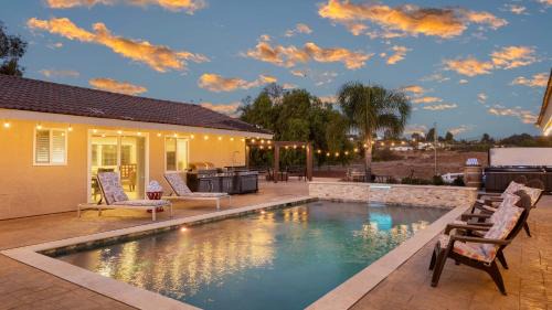 Bordeaux by AvantStay Private Pool Hot Tub Game Room Near Temecula