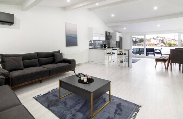 Sleek House with a Lovely Terrace in Besiktas