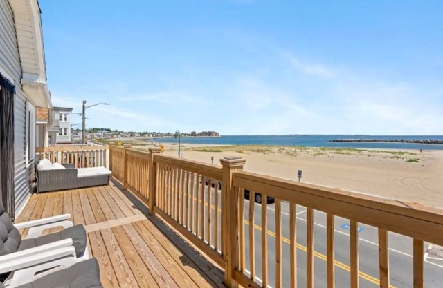 Boston Beach Pad
