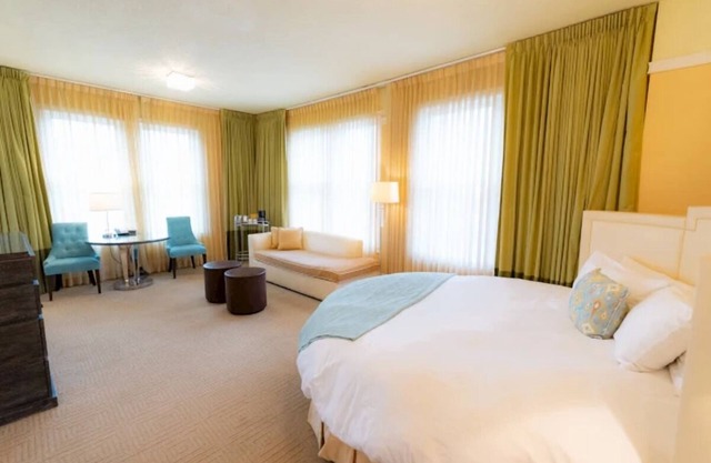 Boutique Downtown Hotel! Luxe Pet-friendly Suite, Near Providence Park!