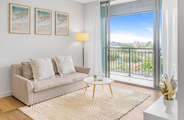 Bowen Hills 1 Bedroom Apartment