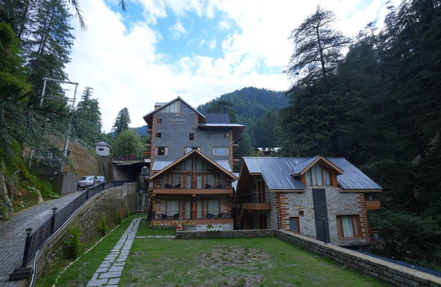 Bradhi - Echor Riverside Resort Jibhi