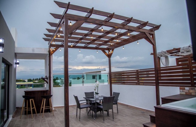 Brand new penthouse apartment