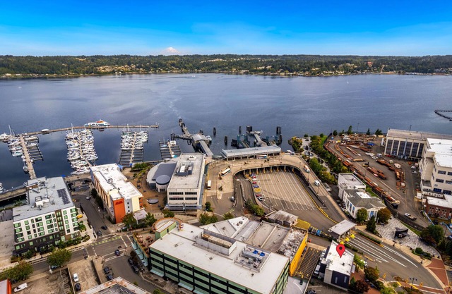 Brand New, Downtown Condo Next to Bremerton Ferry