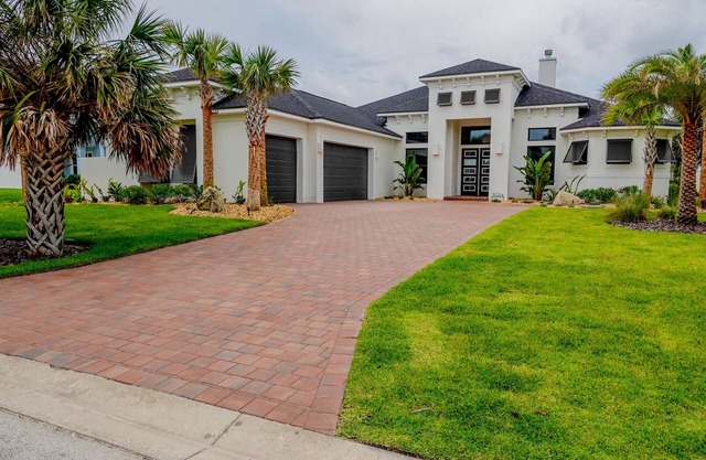 BRAND NEW HOME! Intracoastal Waterway & Beach Access! Welcome to The Blue Heron!