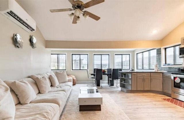 Brand New Modern stay in Harvy Lake PA