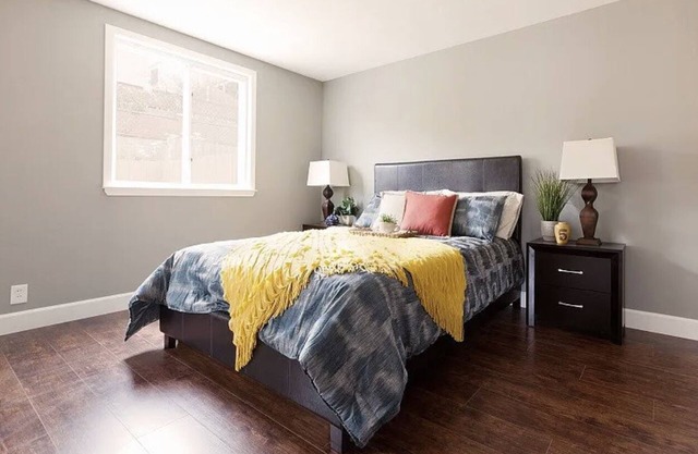 Brand New Remodeled Entire House w/ Parking