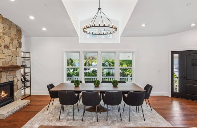 BRAND NEW!! Spacious and Pristine newly remodeled 4-bedroom home in Glen Ellen.