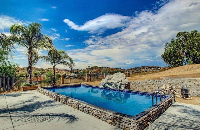 Impresionante Bandolero en el corazón de Wine Country con piscina / spa / pozo de fuego climatizados