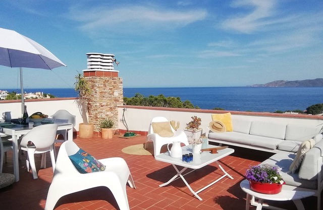 impresionantes vistas al mar y al Cap de Creus