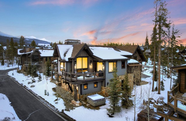 Breckenridge 101 - Cuatro Habitaciones Villa, Capacidad 12